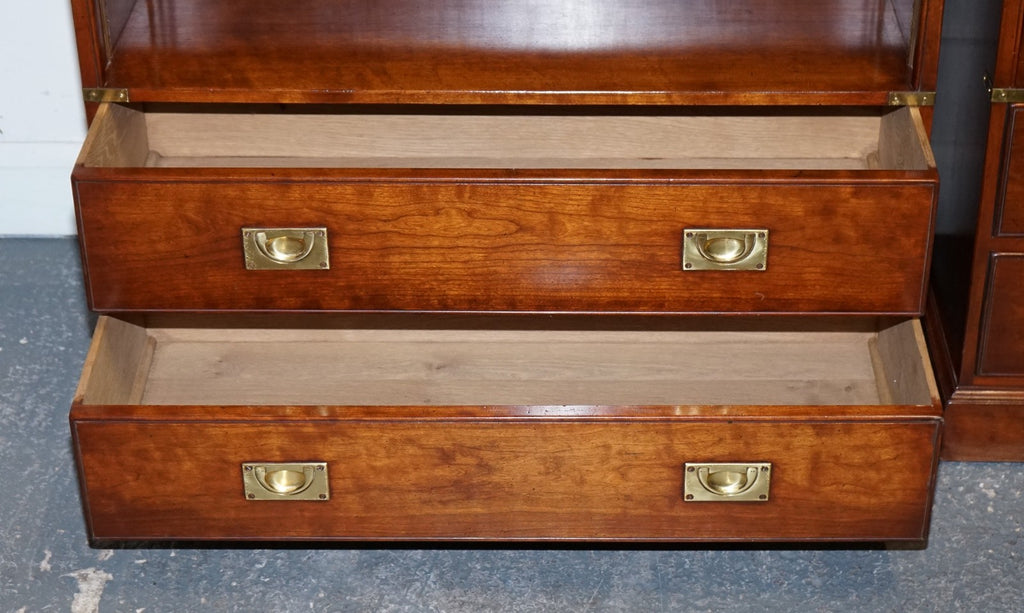 STUNNING PAIR OF KENNEDY HARRODS LONDON MILITARY CAMPAIGN OPEN BOOKCASES