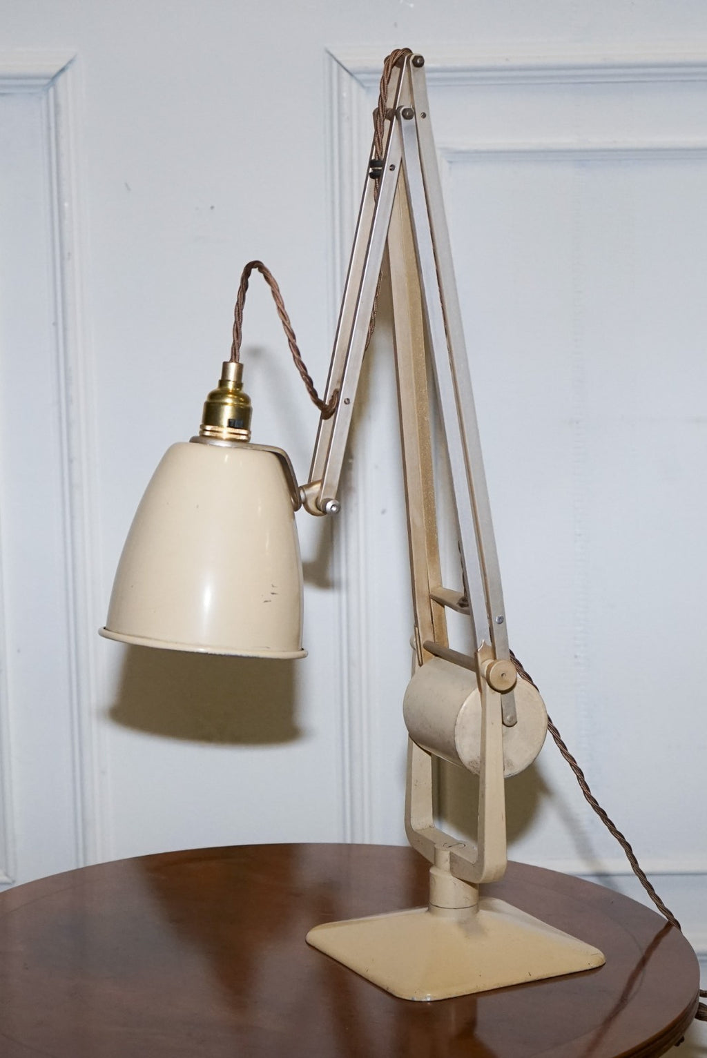 ANTIQUE CIRCA 1950 RECLAIMED HADRILL & HORSTMANN COUNTERPOISE DESK LAMP