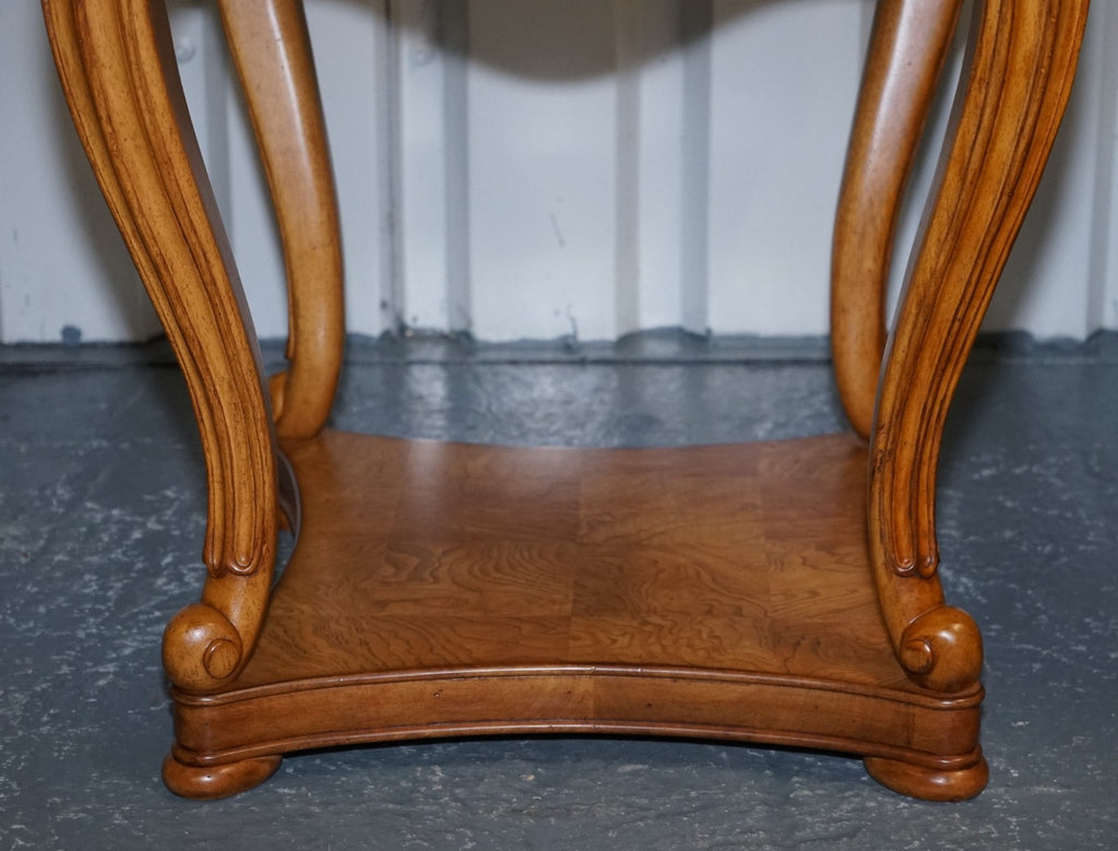 VINTAGE PAIR OF FRENCH STYLE SIDE LAMP TABLES WITH FAUX MARBLE TOPS