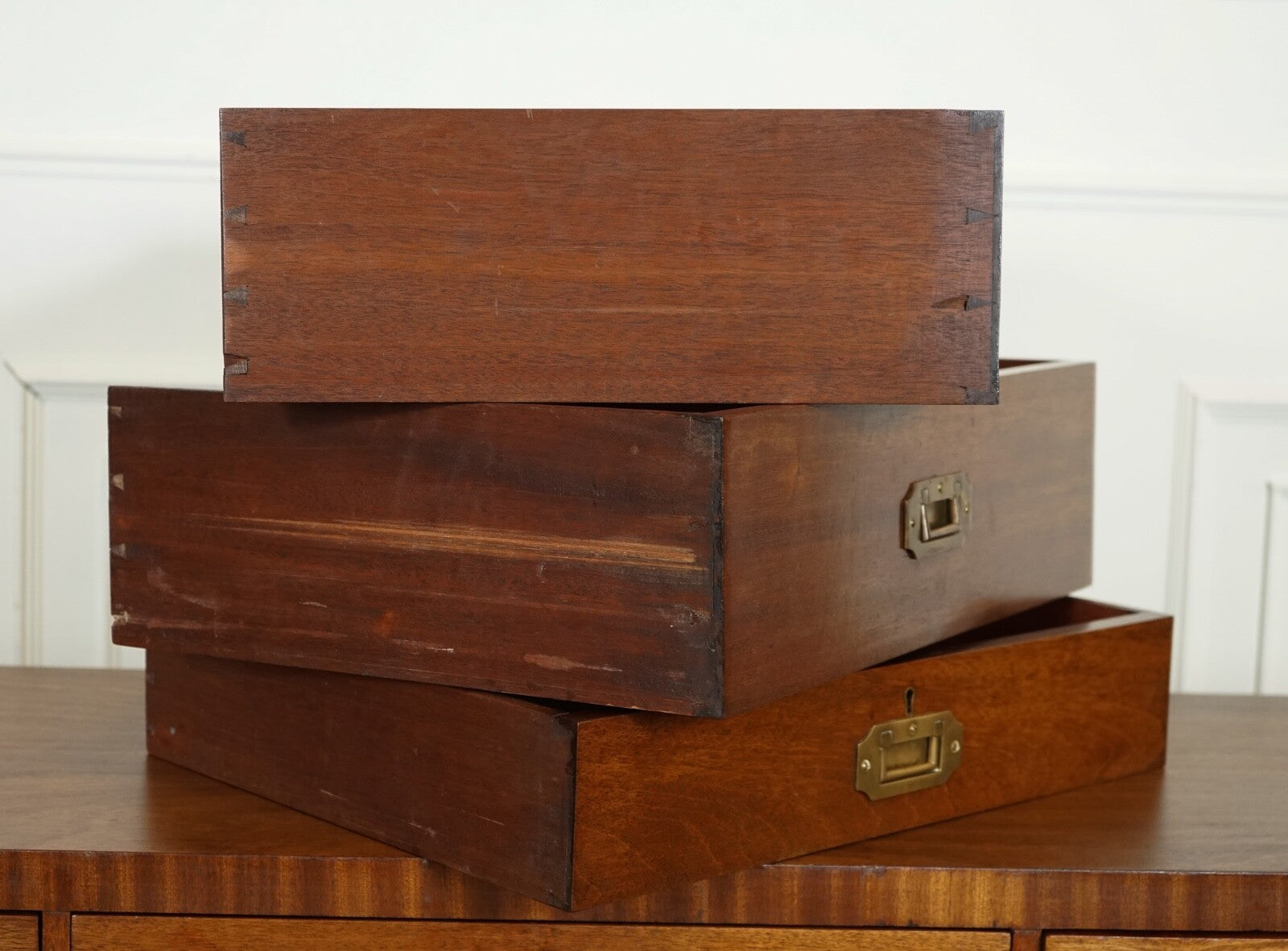 RARE ANTIQUE MILITARY CAMPAIGN MERCHANTS COUNTER SIDEBOARD GRADUATED DRAWERS