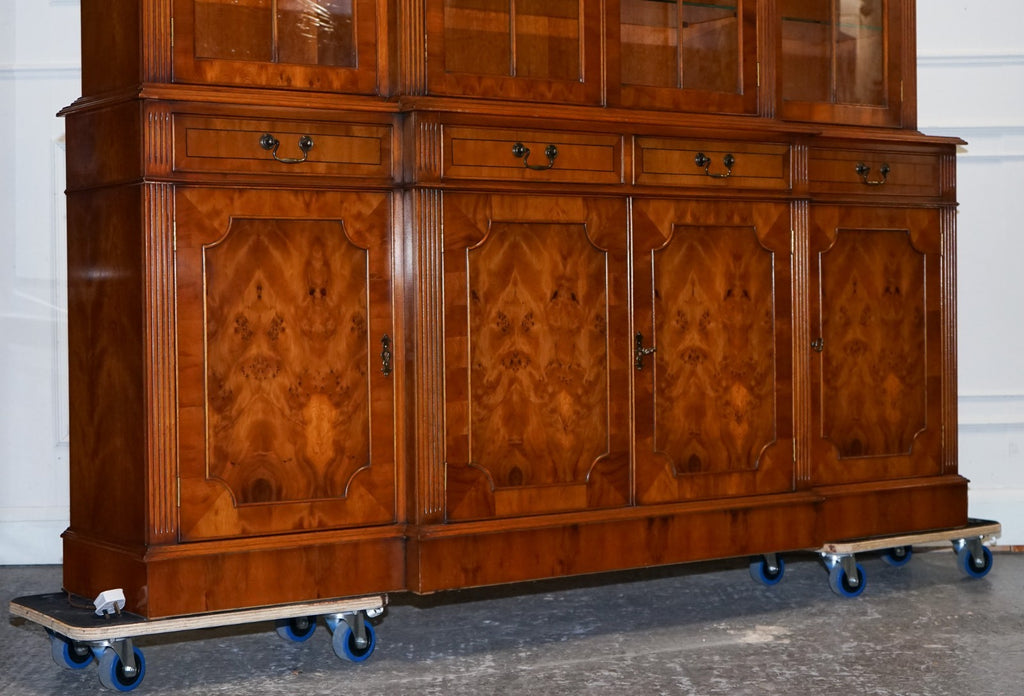 STUNNING GEORGIAN STYLE  BURR YEW BREAKFRONT FOUR DOOR DISPLAY CABINET BOOKCASE