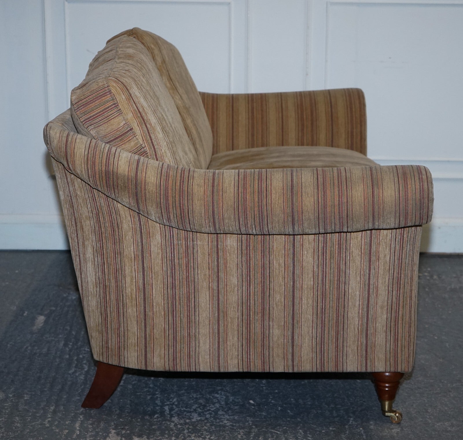 VINTAGE PARKER KNOLL WESTBURY 2 SEATER FABRIC SOFA WITH CASTOR FEET