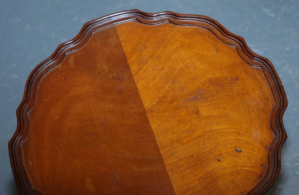ANTIQUE HARDWOOD SCALLOPED EDGE TOP SIDE TABLE ON TRIPOD FEET c. 1930