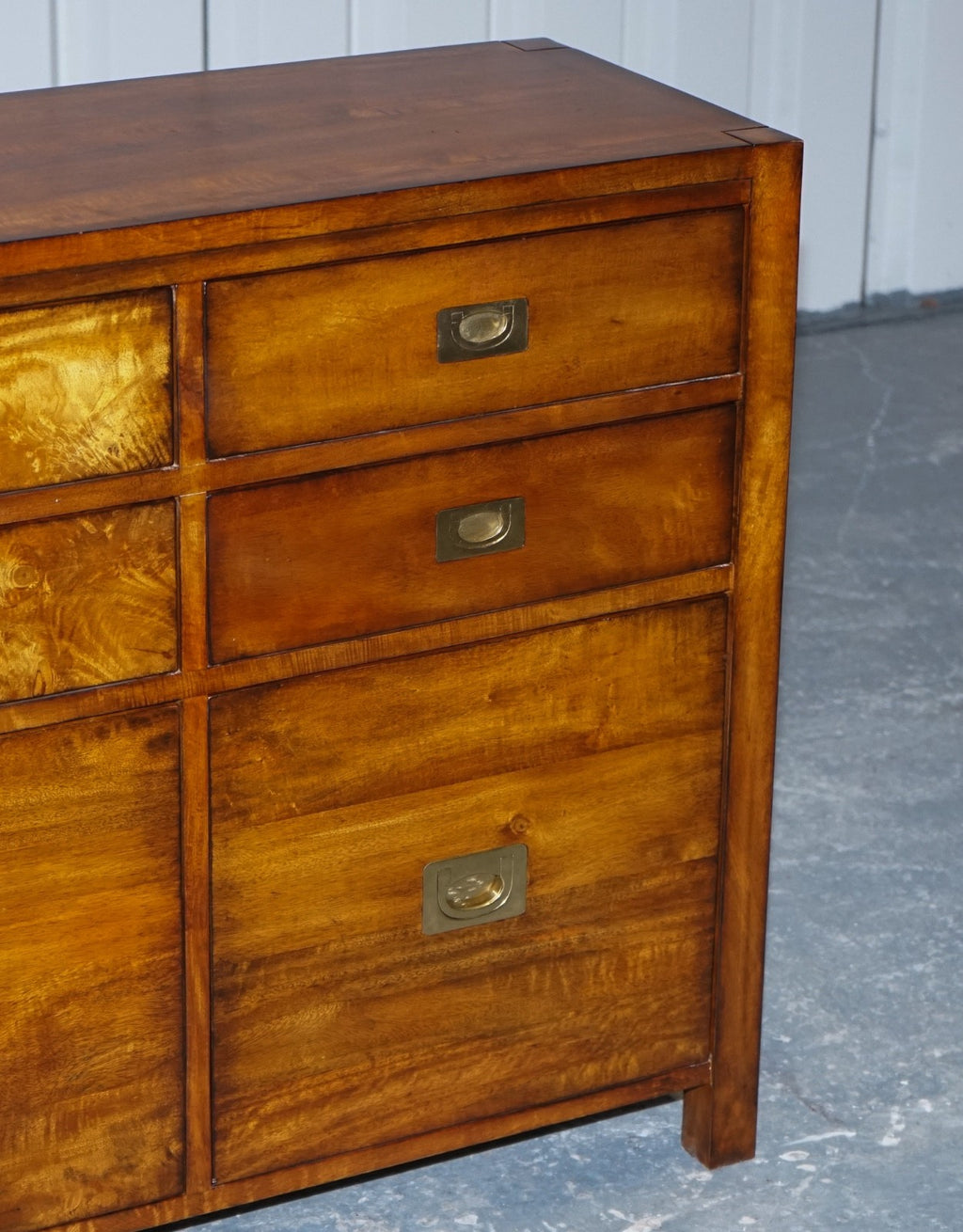 VINTAGE HARDWOOD & BRASS MILITARY CAMPAIGN STYLE BANK OF DRAWERS SIDEBOARD