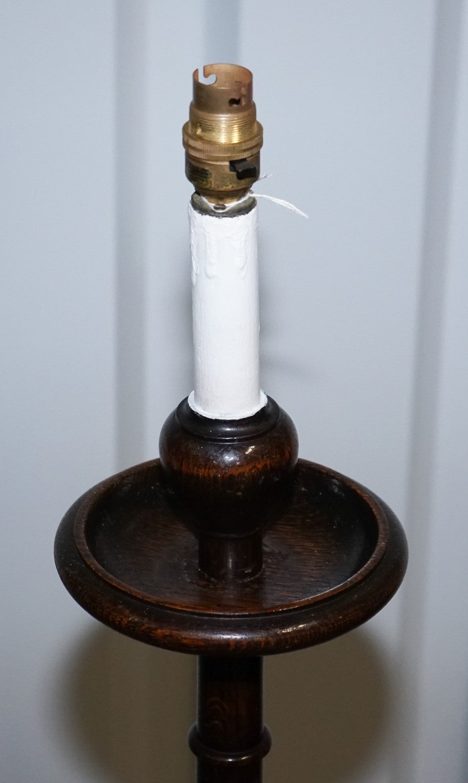 ANTIQUE SCOTTISH VICTORIAN OAK FLOOR READING LIBRARY FLOOR LAMP