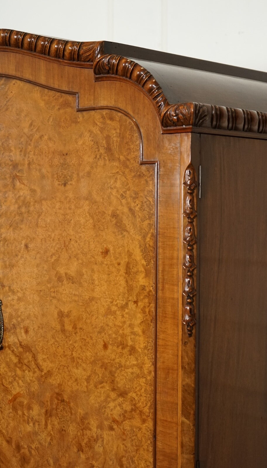 VICTORIAN QUEEN ANNE BURR WALNUT HEAVILY CARVED TRIPLE DOOR WARDROBE