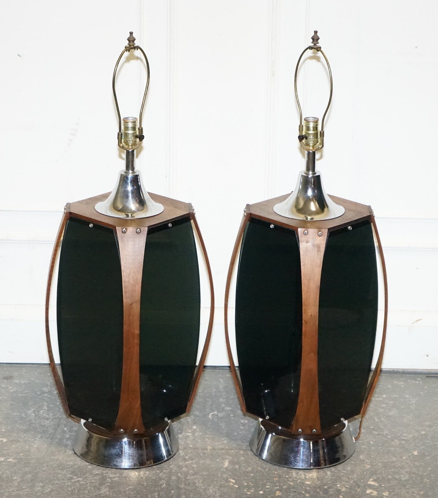 PAIR OF LARGE MODERN DANISH ACRYLIC & TEAK MID CENTURY LAMPS