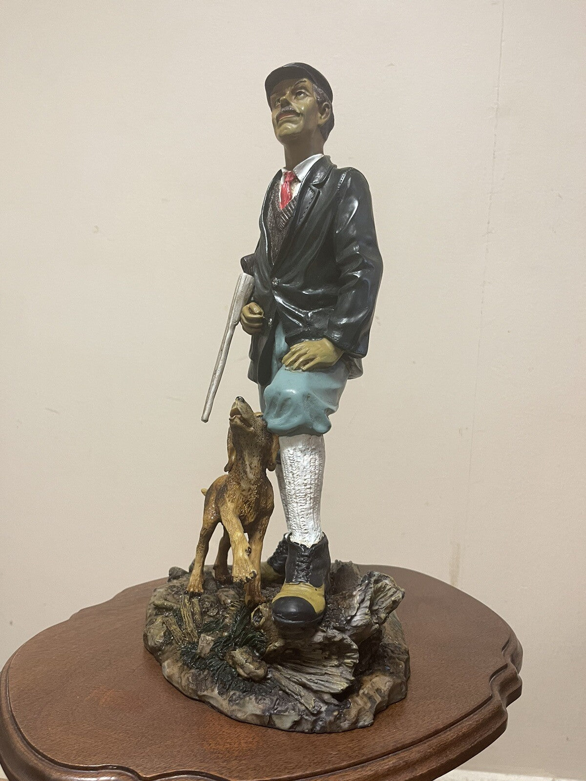 COLLECTORS COUNTRY MAN WITH DOG FIGURINE