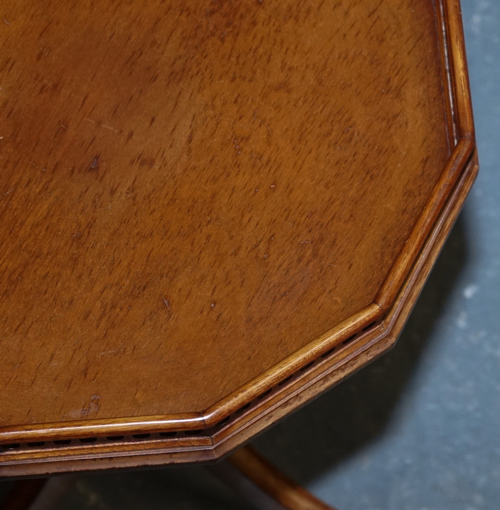 LOVELY REGENCY STYLE GALLERY RAIL SIDE END LAMP TABLE