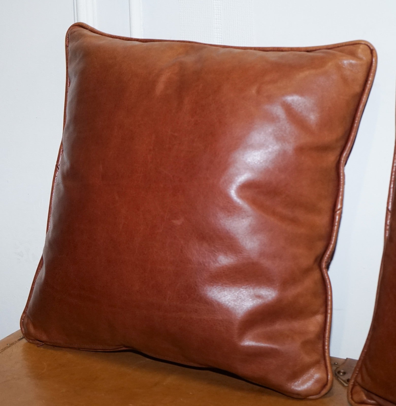 VINTAGE PAIR OF FEATHER FILLED CHESTNUT BROWN LEATHER & FABRIC SCATTER CUSHIONS
