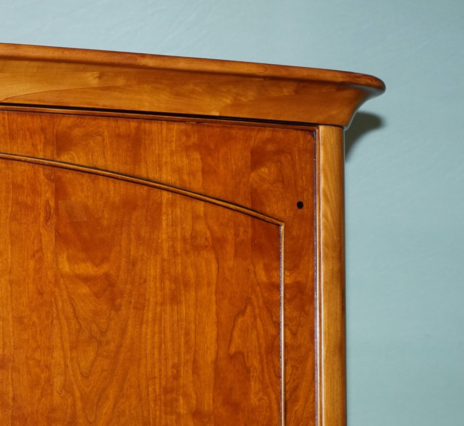 FRENCH STYLE WILLIS & GAMBIER ROCHELLE COLLECTION DOUBLE WARDROBE (1/2)