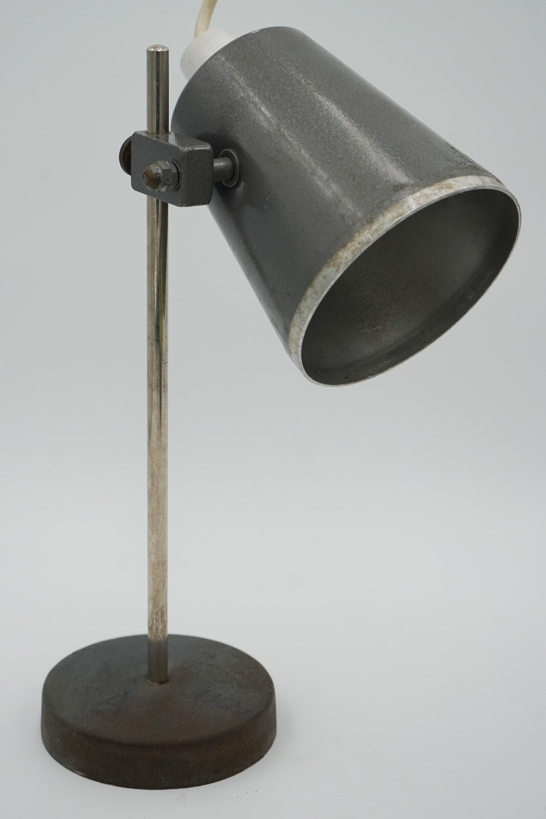 1940'S ENGLISH SALVAGED LABORATORY SCHOOL TABLE ADJUSTABLE LIGHT 006