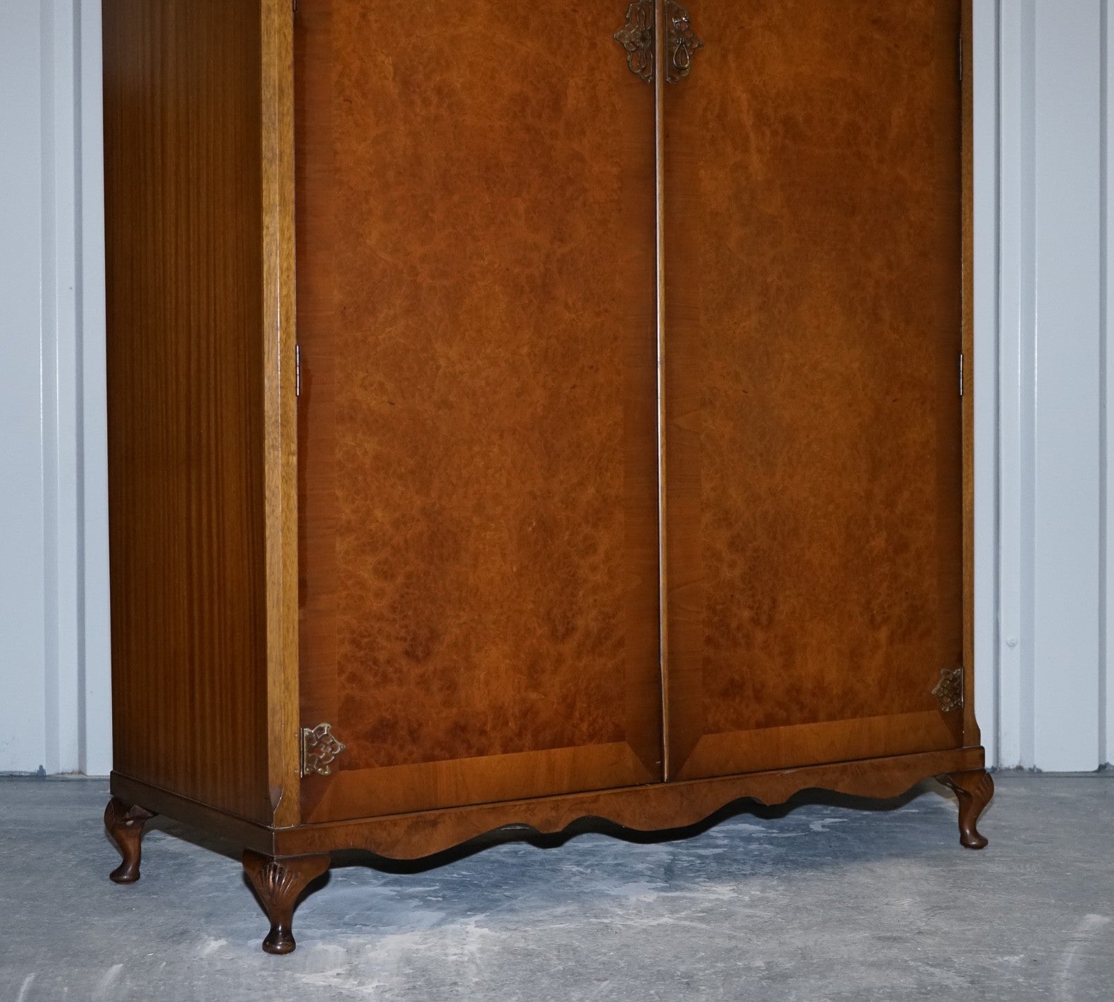 ART DECO STYLE ENGLISH WALNUT DOUBLE DOOR WARDROBE MADE BY DILLON, ENGLAND