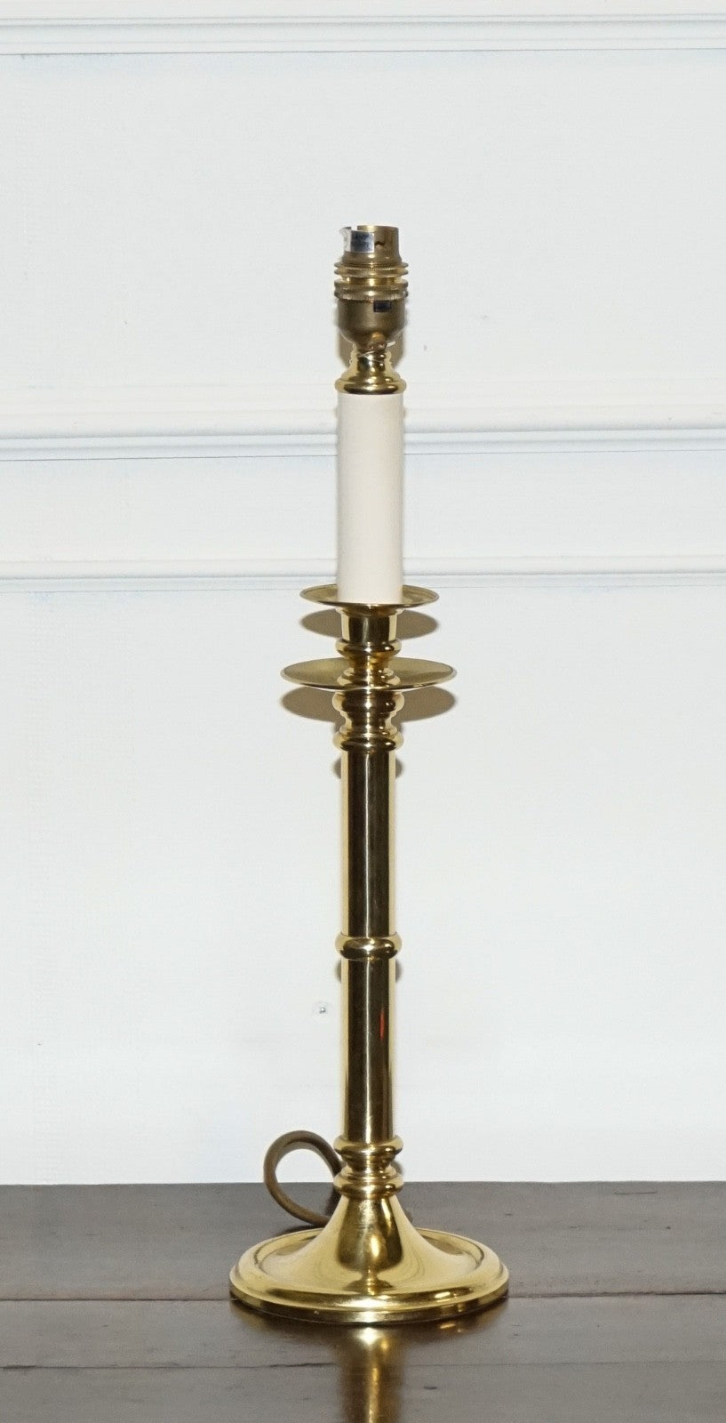VINTAGE ENGLISH GEORGIAN STYLE SOLID BRASS WHITE CANDLE STICK TABLE LAMP