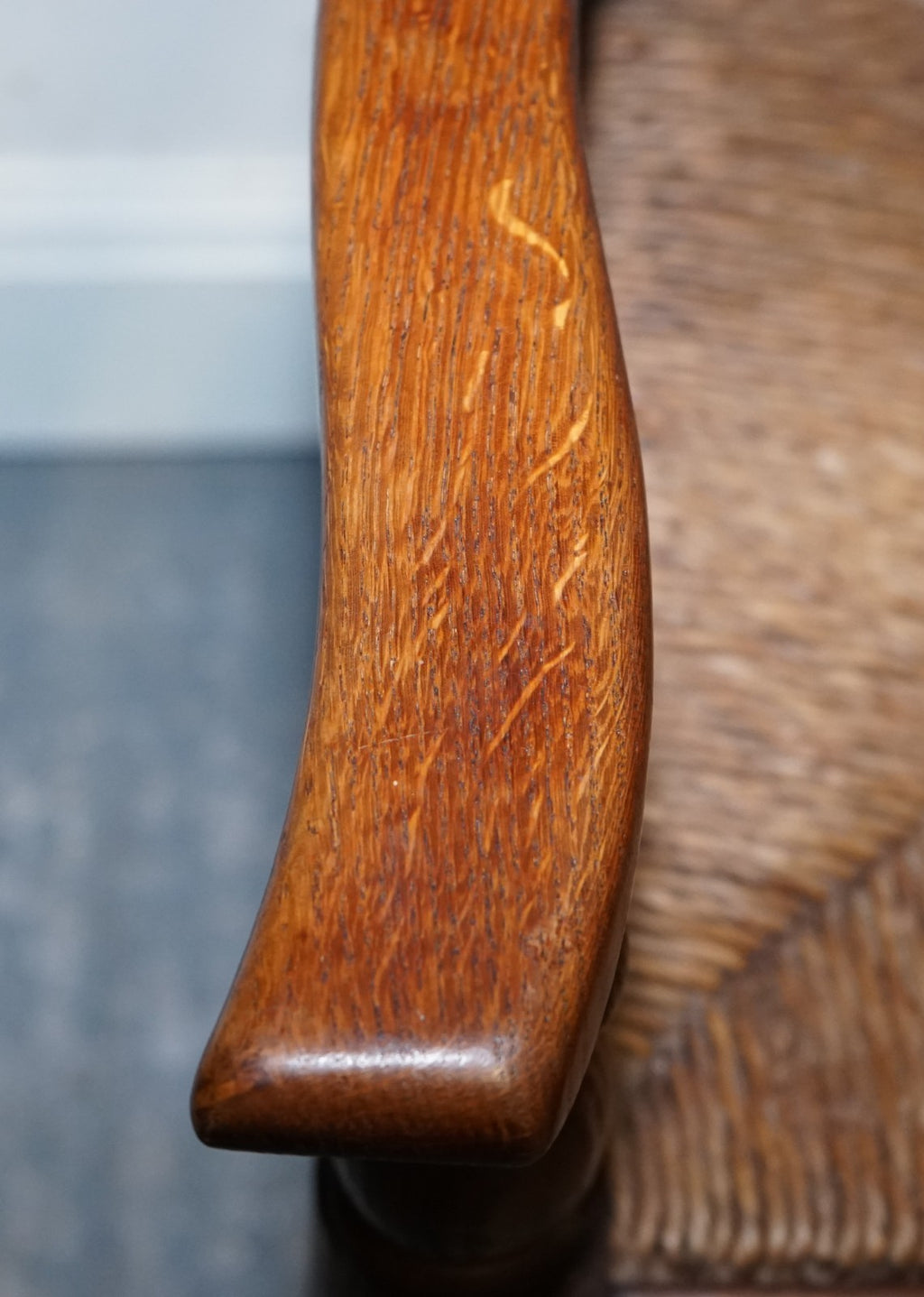 SET OF SIX ENGLISH ANTIQUE CIRCA 1910 LADDERBACK RUSH SEAT DINING CHAIRS