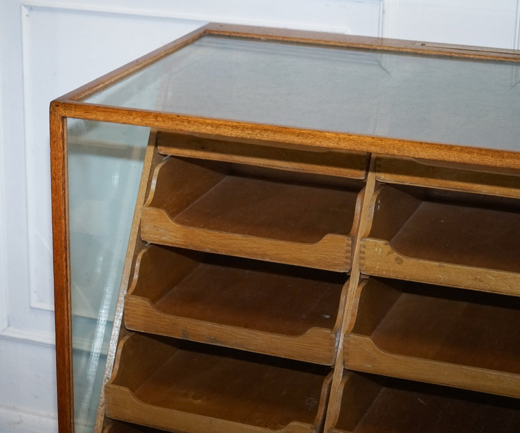 ANTIQUE 1920 ENGLISH VICTORIAN OAK HABERDASHERY SHOP COUNTER WITH ORIGINAL GLASS