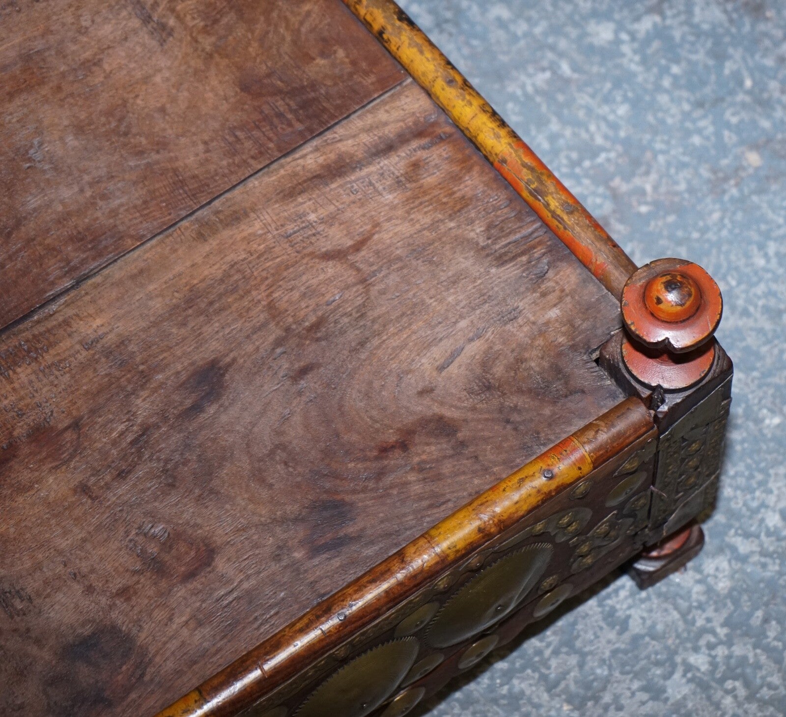 ANTIQUE PRIMITIVE ORIENTAL ASIAN SIDE TABLES HAND PAINTED VERY DECORATIVE