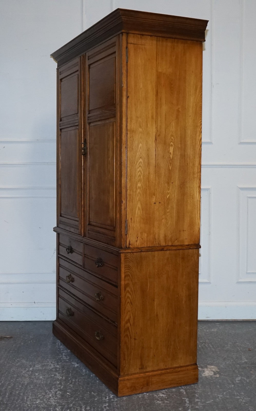 ANTIQUE VICTORIAN ENGLISH OAK LINEN PRESS WARDROBE WITH FOUR DRAWERS