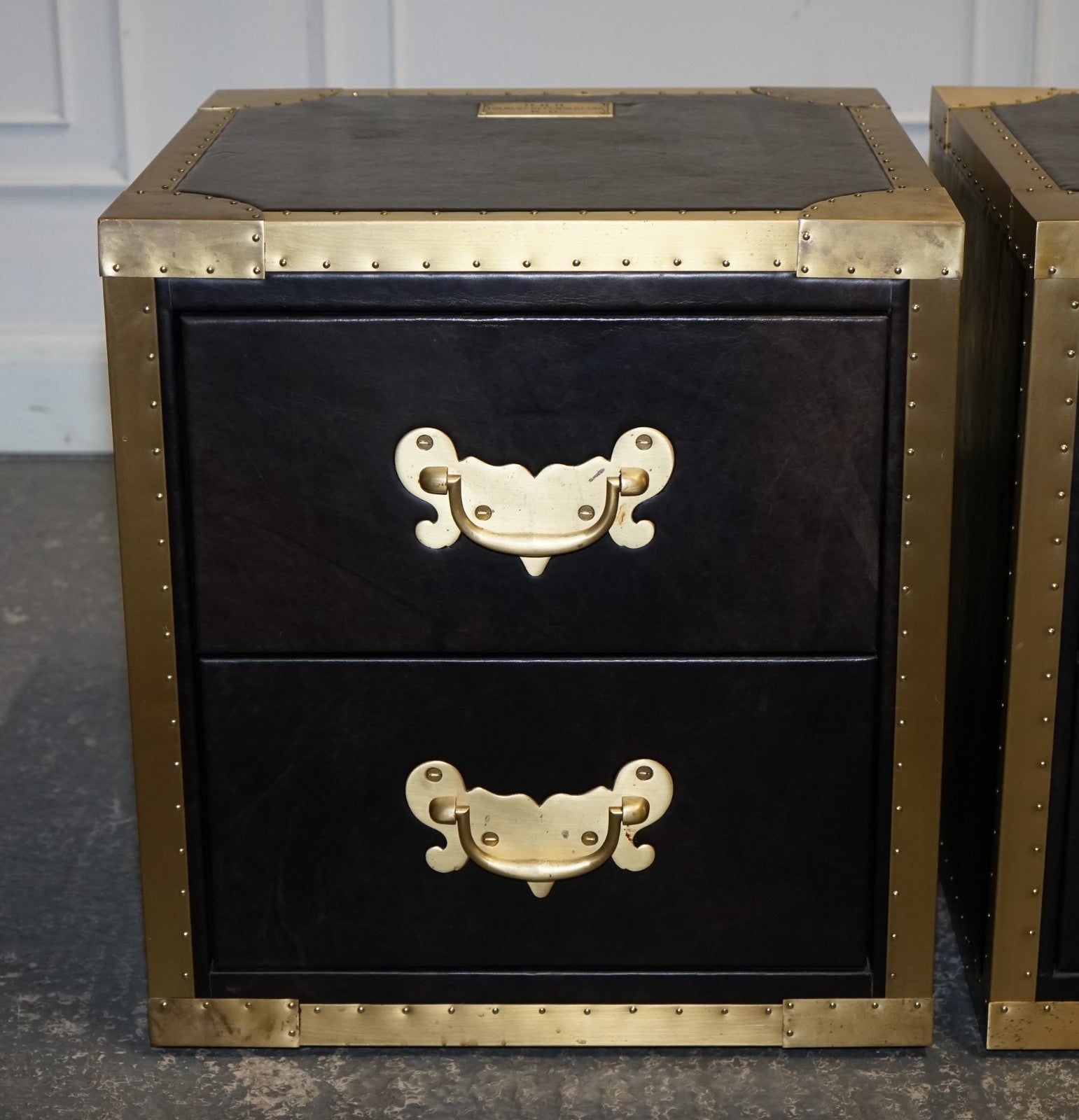 TIMOTHY OULTON CUMBERLAND COLLECTION PAIR BEDSIDE NIGHTSTANDS RED VELVET LINING