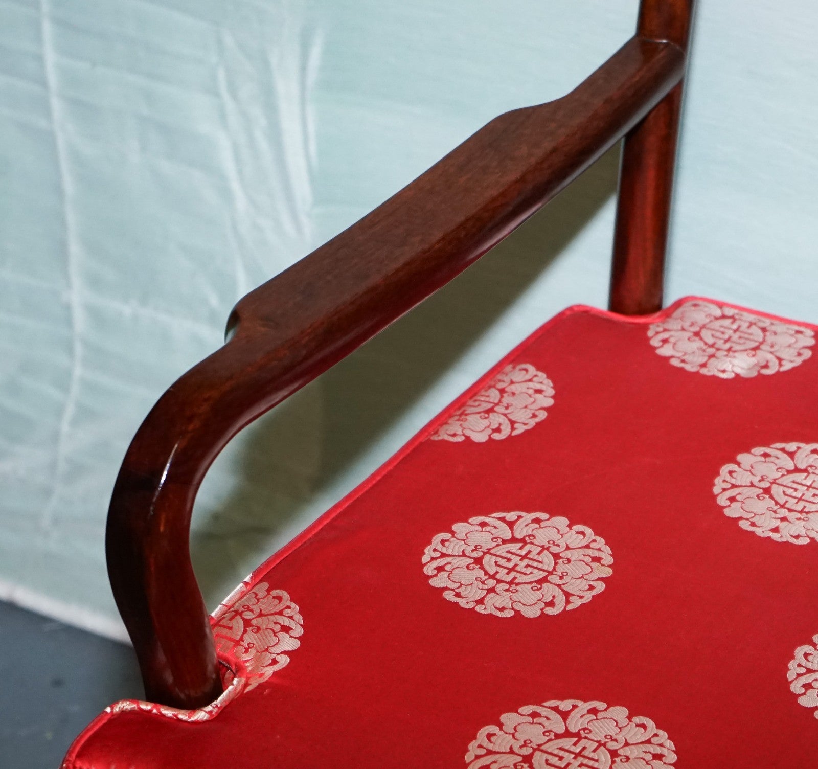 SET OF TEN VINTAGE ORIENTAL CHINESE HARDWOOD CARVER DINING ARMCHAIRS W/ CUSHIONS