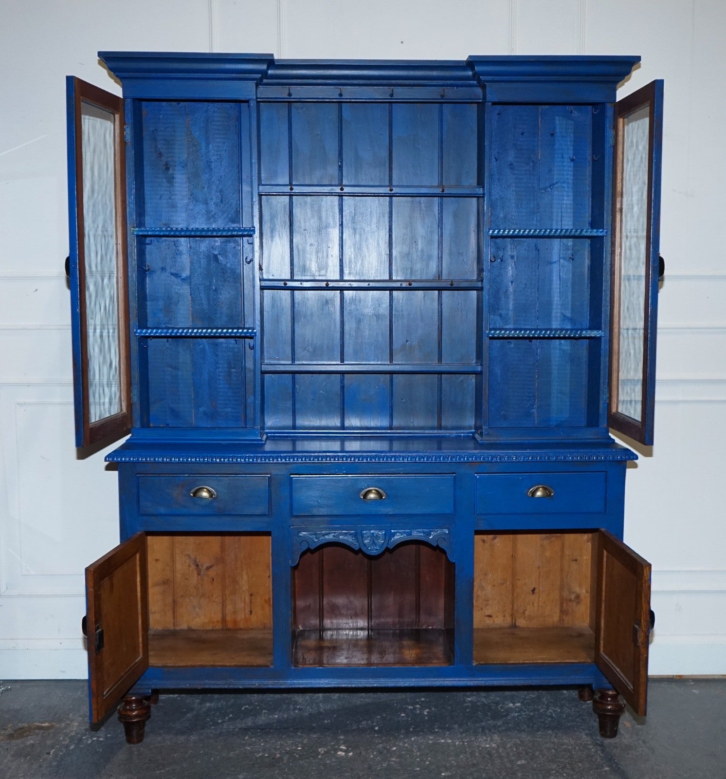ANTIQUE VICTORIAN VIBRANT BLUE HAND PAINTED KITCHEN CUPBOARD CABINET