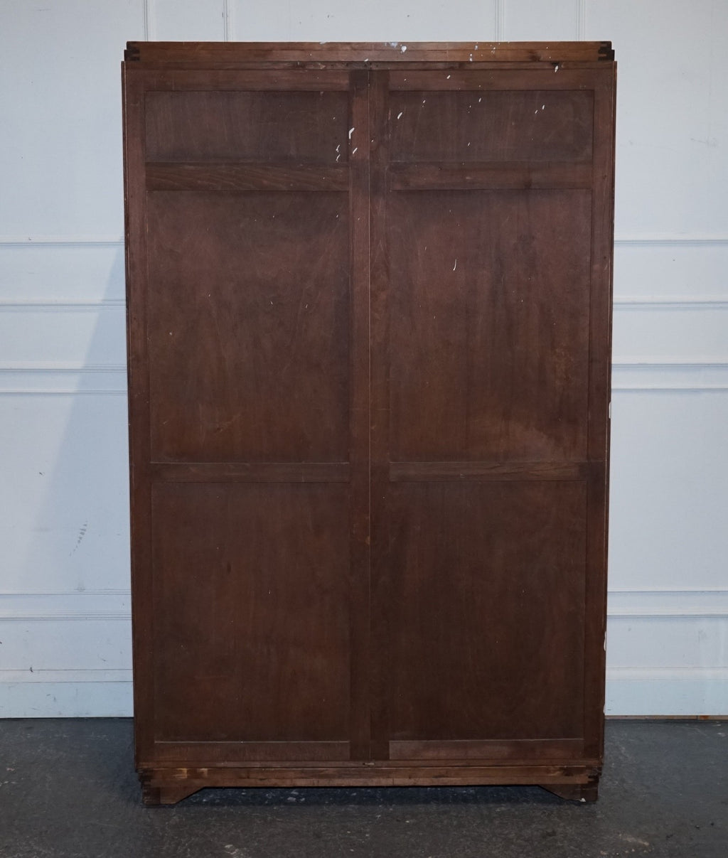 ANTIQUE CIRCA 1930'S ENGLISH BURR WALNUT ART DECO TWO DOOR WARDROBE