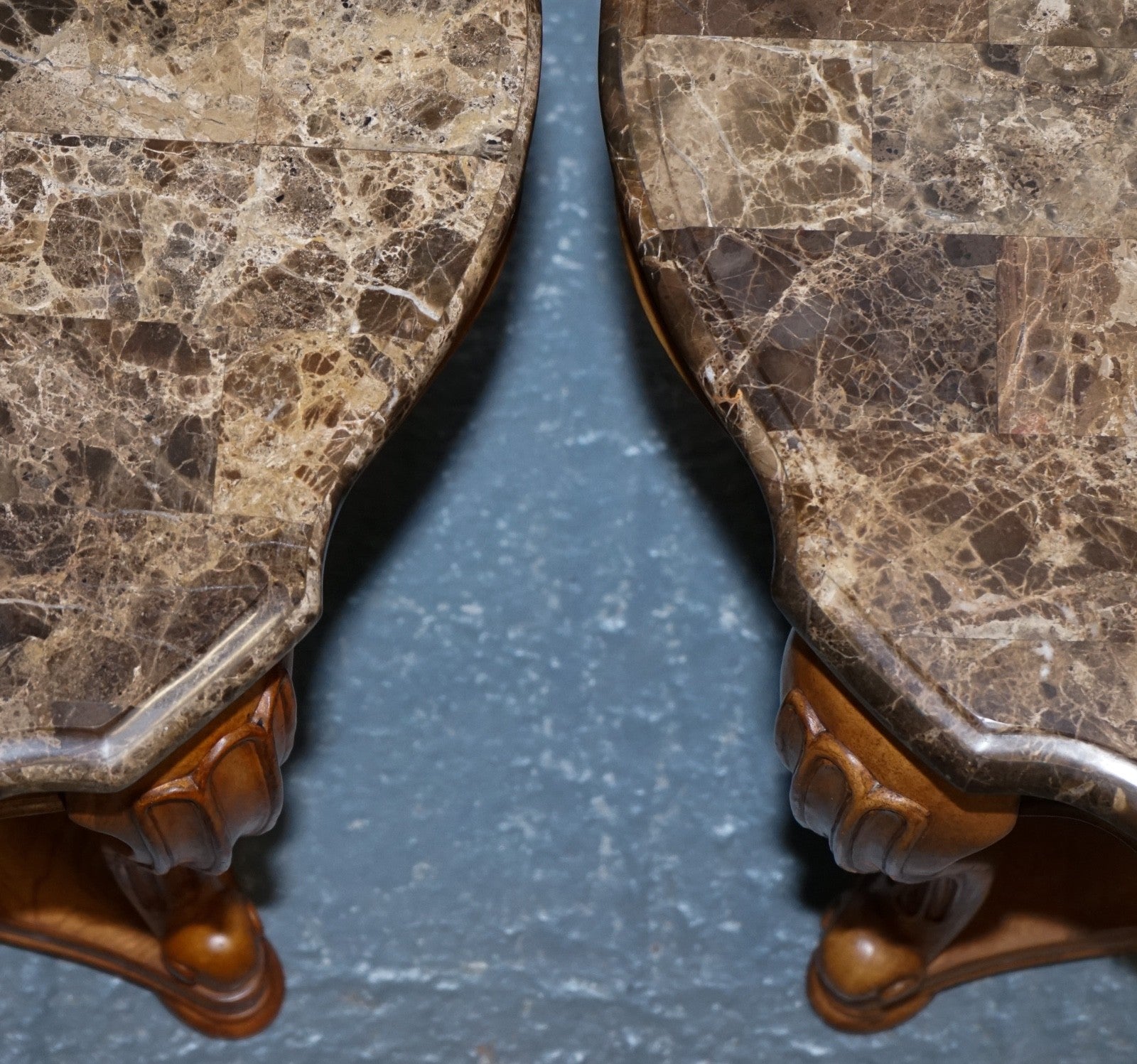 VINTAGE PAIR OF FRENCH STYLE SIDE LAMP TABLES WITH FAUX MARBLE TOPS