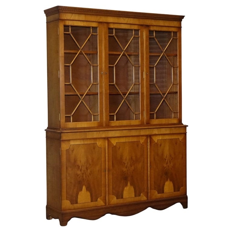 VINTAGE ENGLISH BURR YEW WOOD 3 DOOR ASTRAGAL GLAZED DISPLAY BOOKCASE CABINET