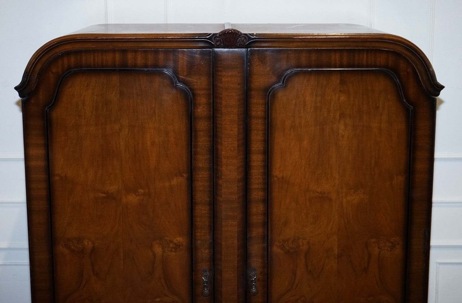 ART DECO 1920'S LARGE TWO DOOR WARDROBE OR AMOIRE