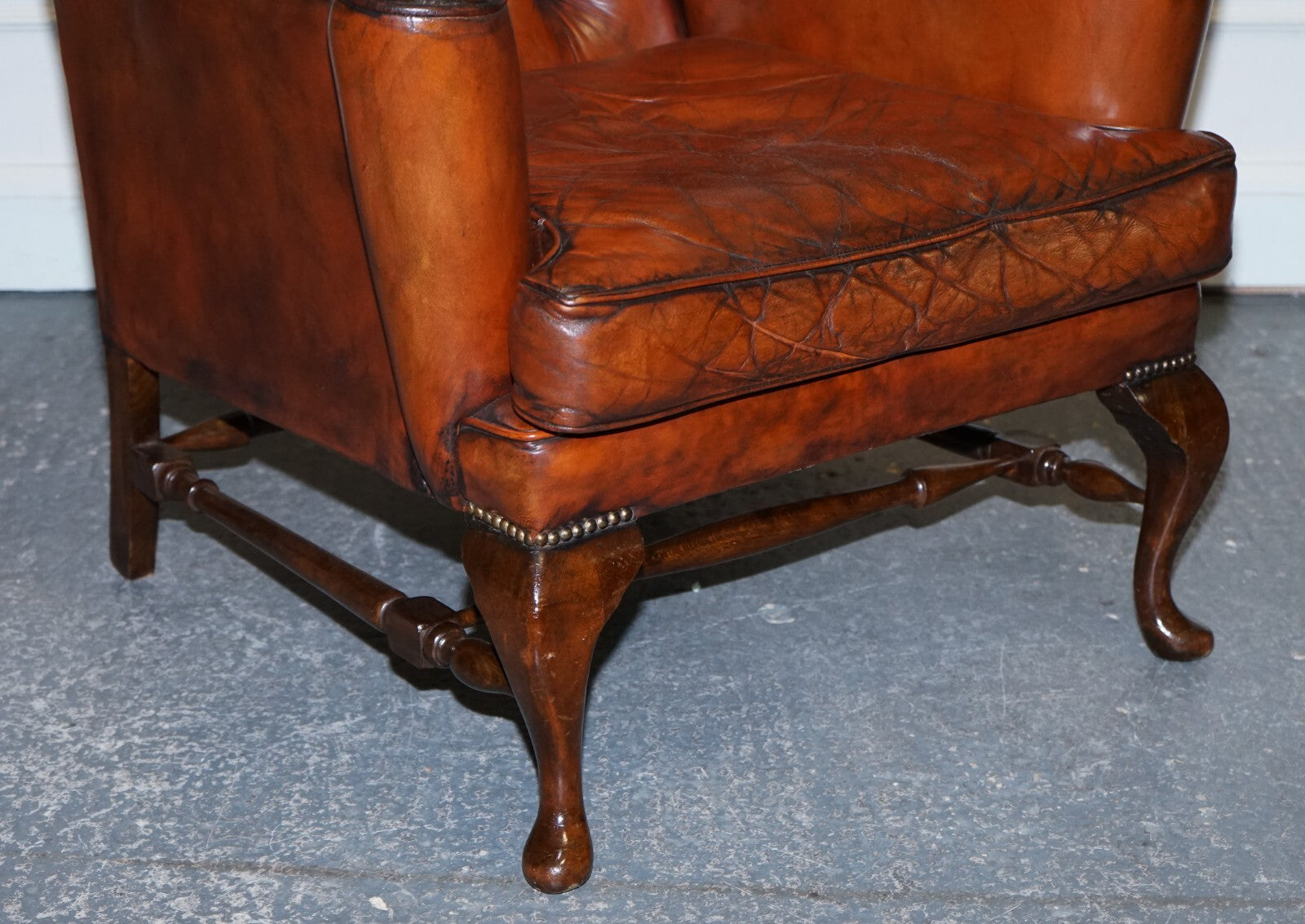 PAIR OF WILLIAM MORRIS FLAT ARM CHESTERFIELD WINGBACK BORDEAUX ARMCHAIRS