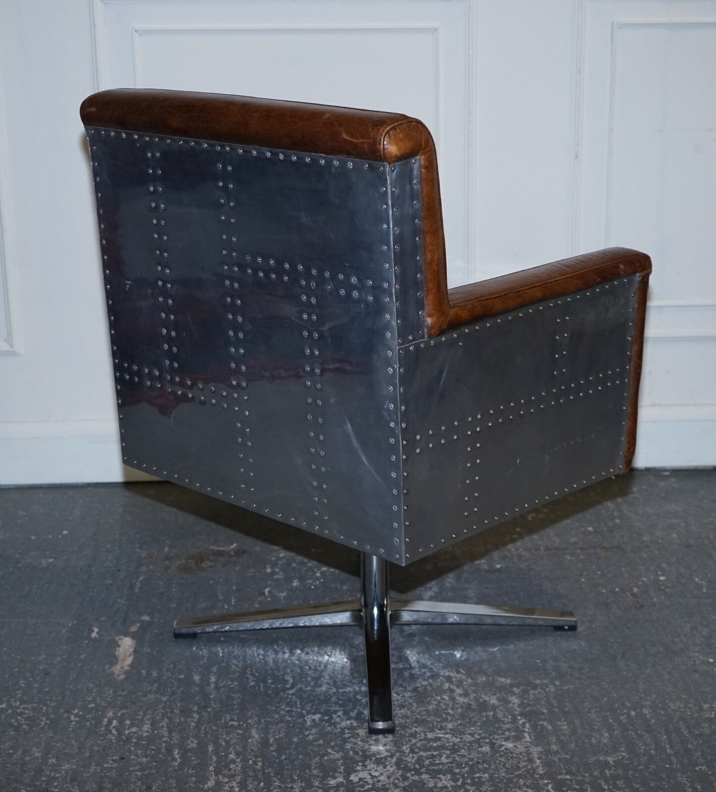 VINTAGE BROWN LEATHER AVIATOR METAL SWIVEL OFFICE CAPTAINS ARMCHAIR