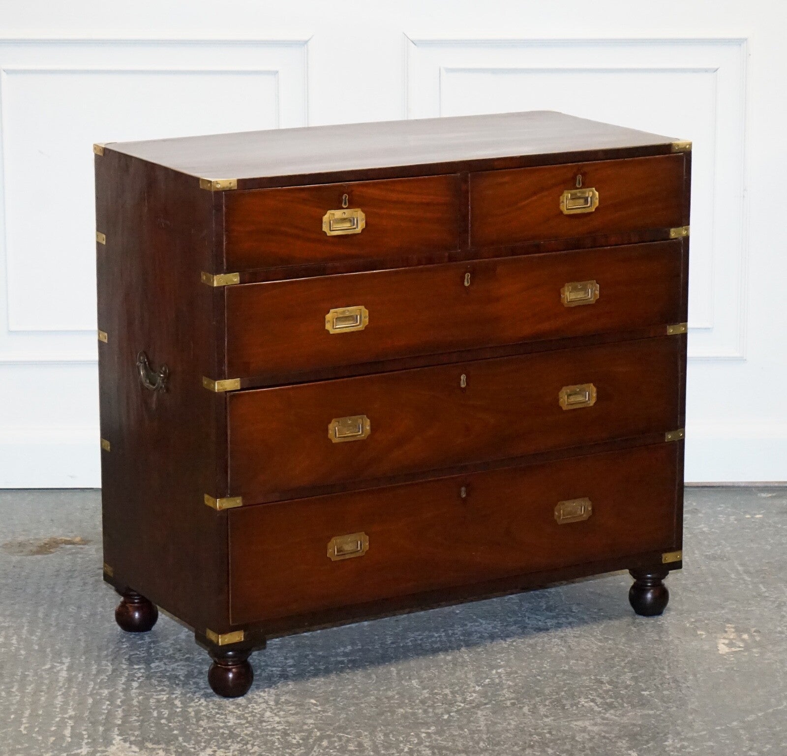 ANTIQUE VICTORIAN MILITARY CAMPAiGN CHEST OF GRADUATED DRAWERS
