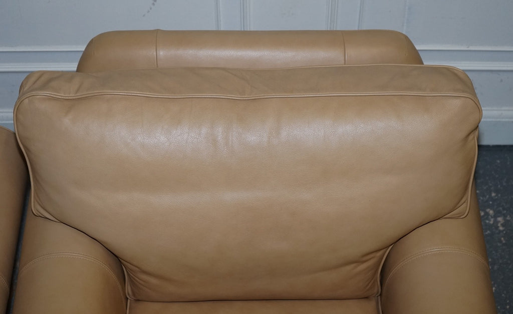 FINE LATTE BROWN LEATHER PAIR OF ARMCHAIRS MADE BY MULTIYORK ENGLAND