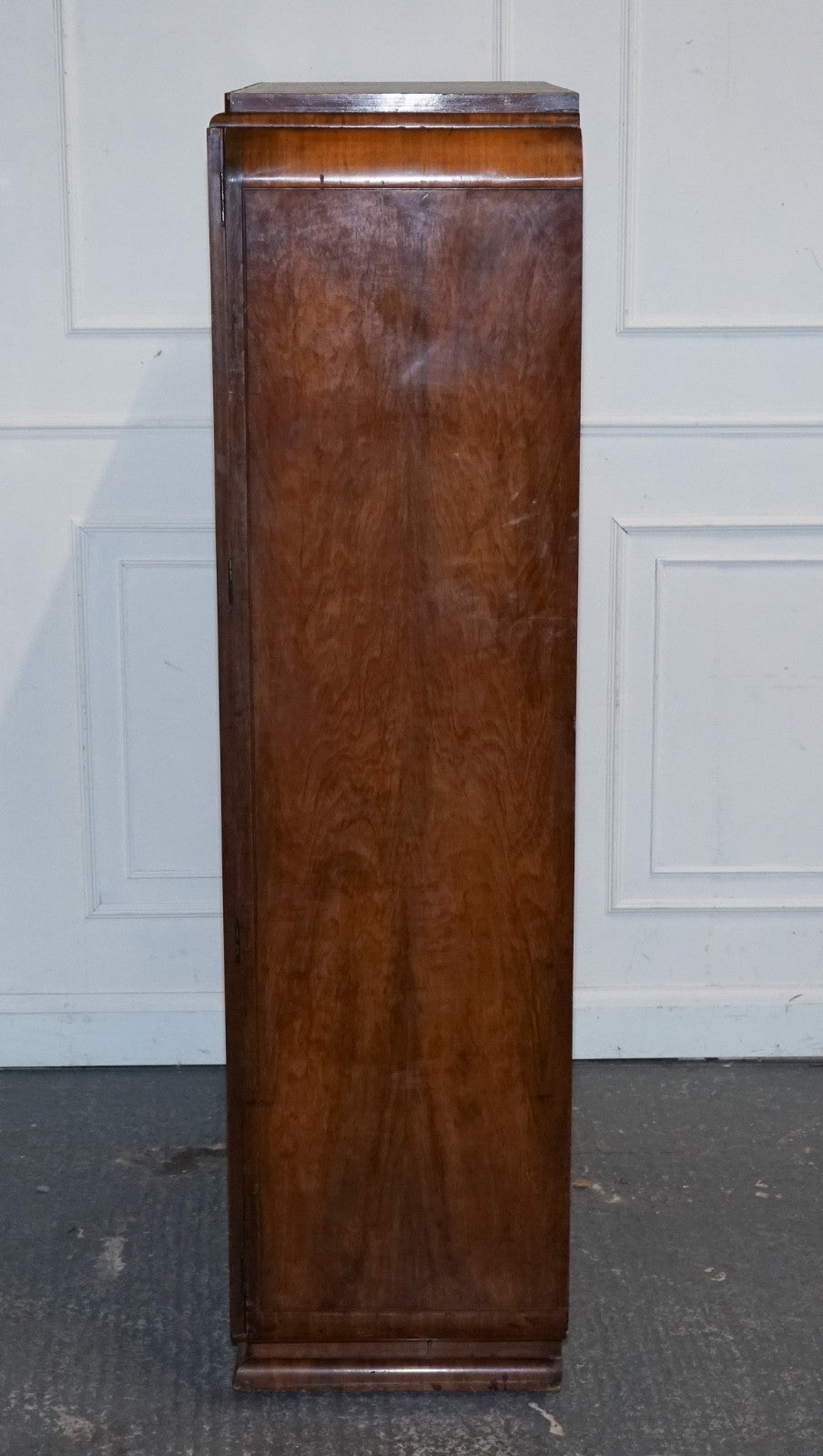 STUNNING ART DECO 1920 LARGE BURR WALNUT TWO DOOR WARDROBE OR AMOIRE