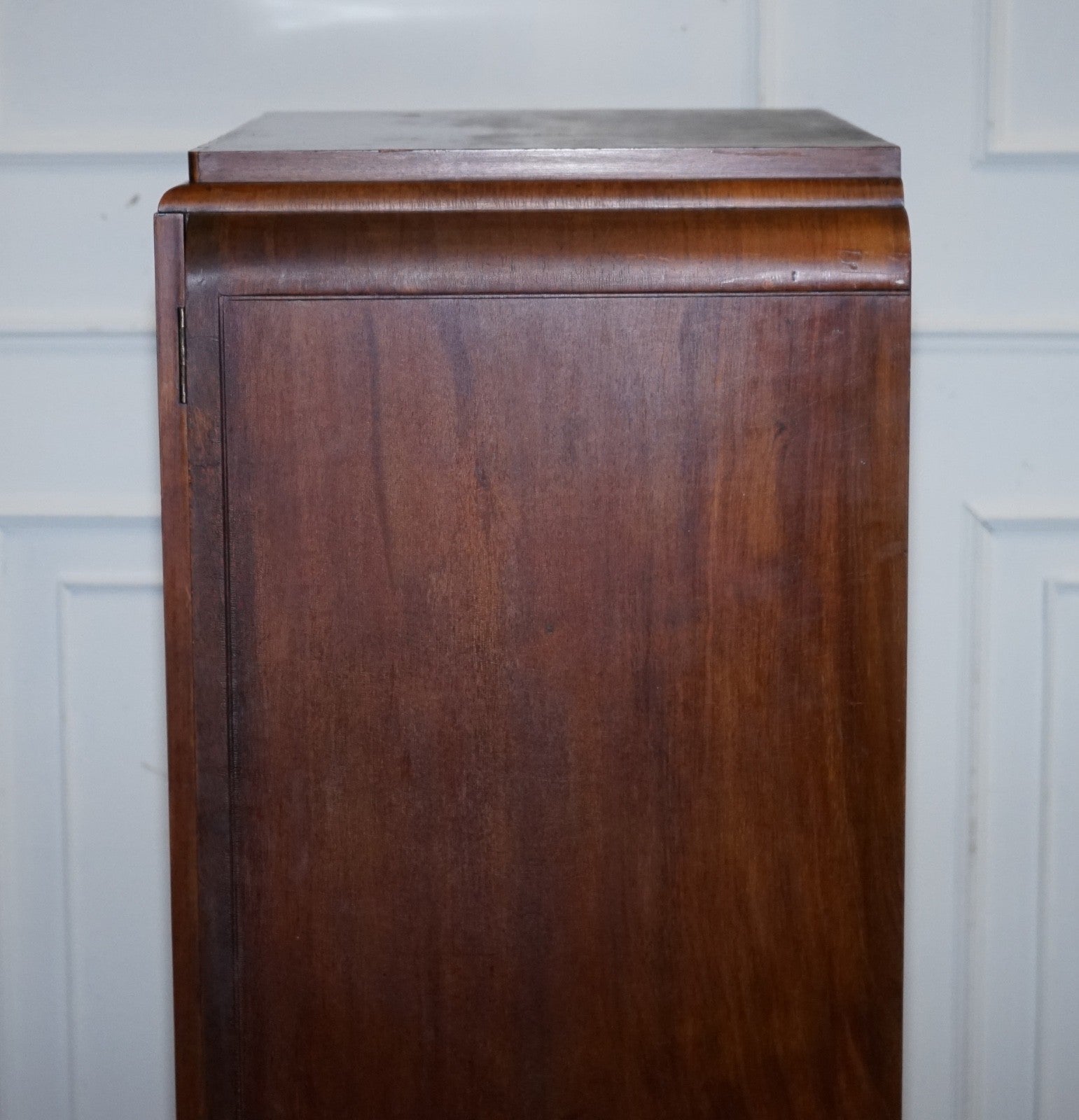 STUNNING ART DECO 1920'S PETITE BURR WALNUT TWO DOOR WARDROBE OR AMOIRE