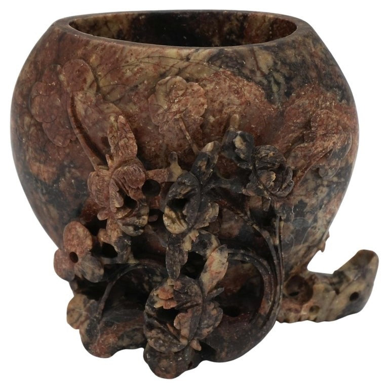 EARLY 20TH CENTRY ORIENTAL CHINESE HAND CARVED FLOWERS SOAPSTONE DECORATIVE POT