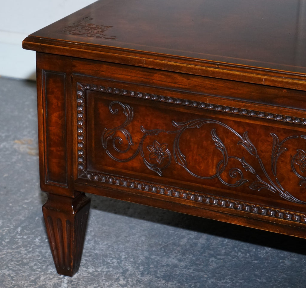 STUNNING AMERICAN THEODORE ALEXANDER COFFEE TABLE TWO DRAWERS & BUTLER TRAYS