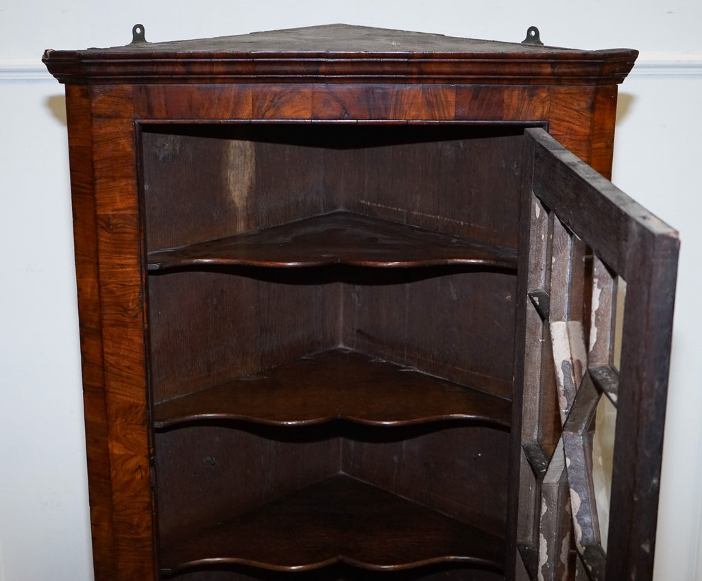 GEORGIAN CORNER HANGING DISPLAY CABINET BOOKCASE GLAZED DOOR DRAWER INSIDE