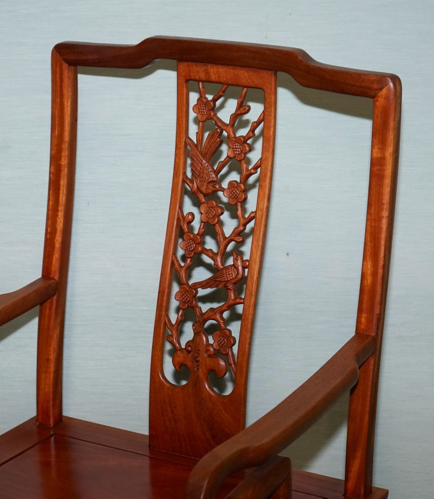 VINTAGE ORIENTAL CHINESE TEAK CARVED FLOWER AND BIRD ARMCHAIR