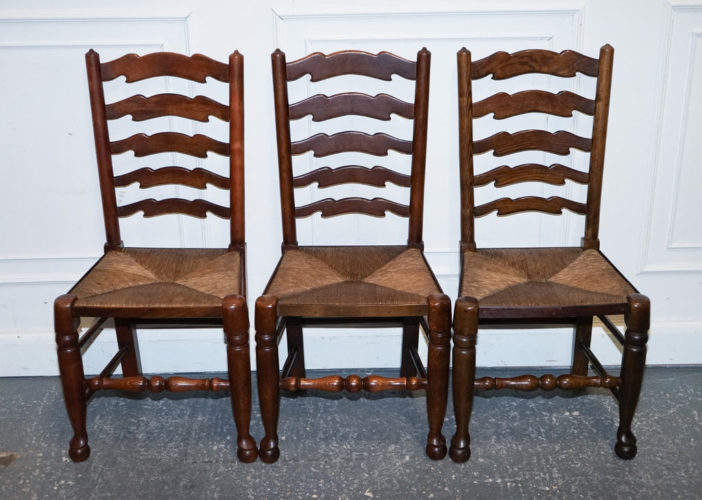 SET OF SIX ENGLISH ANTIQUE CIRCA 1910 LADDERBACK RUSH SEAT DINING CHAIRS