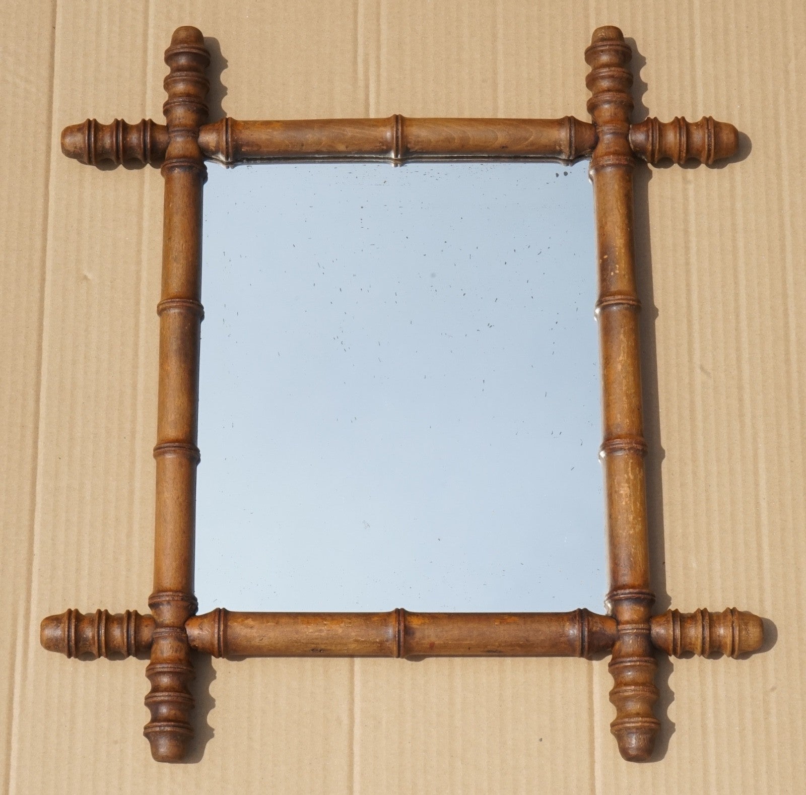 ANTIQUE ENGLISH DECORATIVE FAUX BAMBOO WALL MiRROR WITH FOXED GLASS