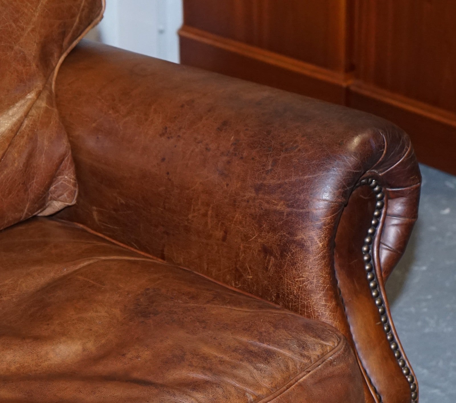 HALO TIMOTHY OULTON STYLE BALMORAL TWO SEATER BROWN HERITAGE LEATHER SOFA