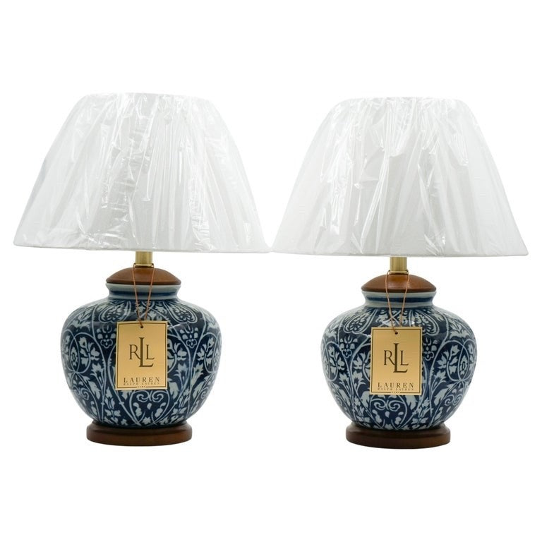 PAIR OF RALPH LAUREN EX DISPLAY CERAMIC TABLE LAMPS INCLUDING SHADES (1/2)