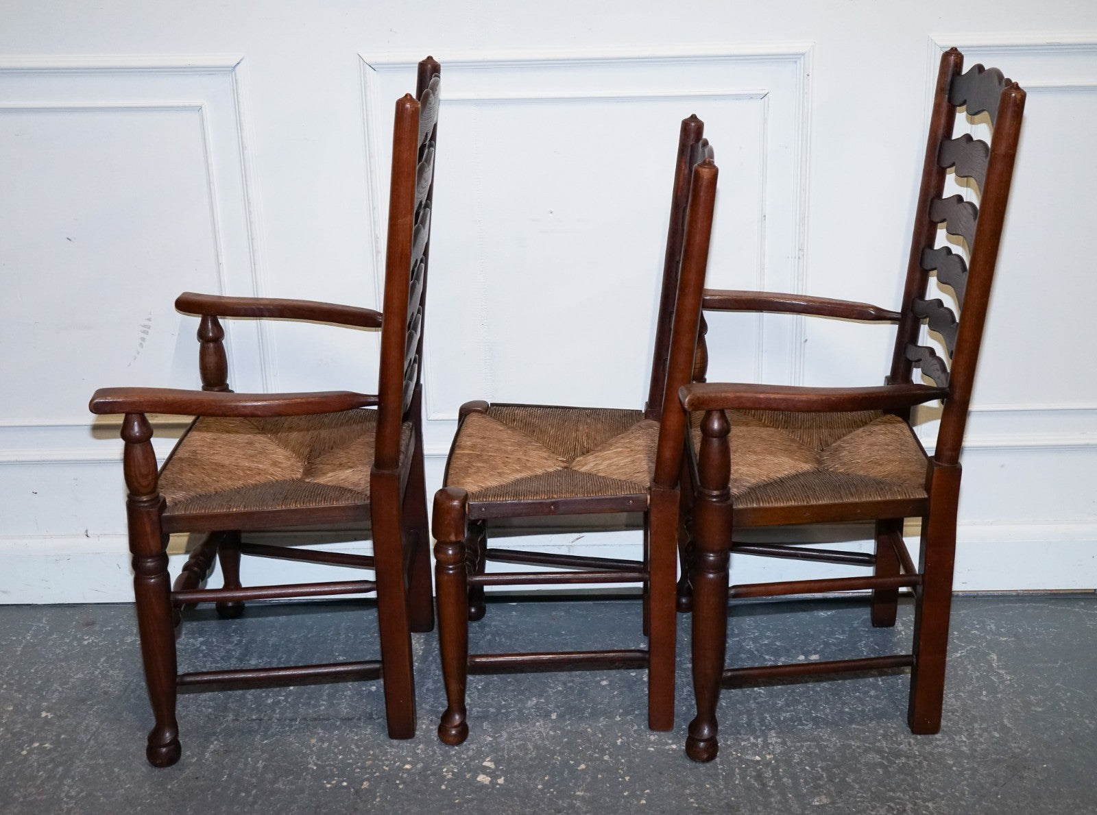 SET OF SIX ENGLISH ANTIQUE CIRCA 1910 LADDERBACK RUSH SEAT DINING CHAIRS