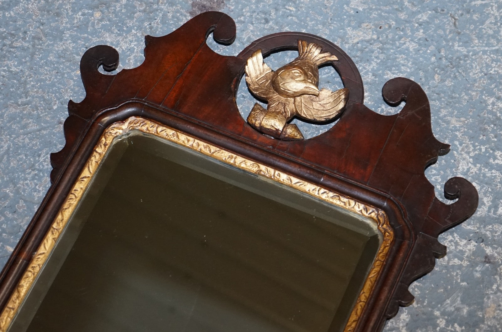 ANTIQUE 1760'S CHIPPENDALE STYLE  WALL MIRROR WITH GILTWOOD & PHOENIX