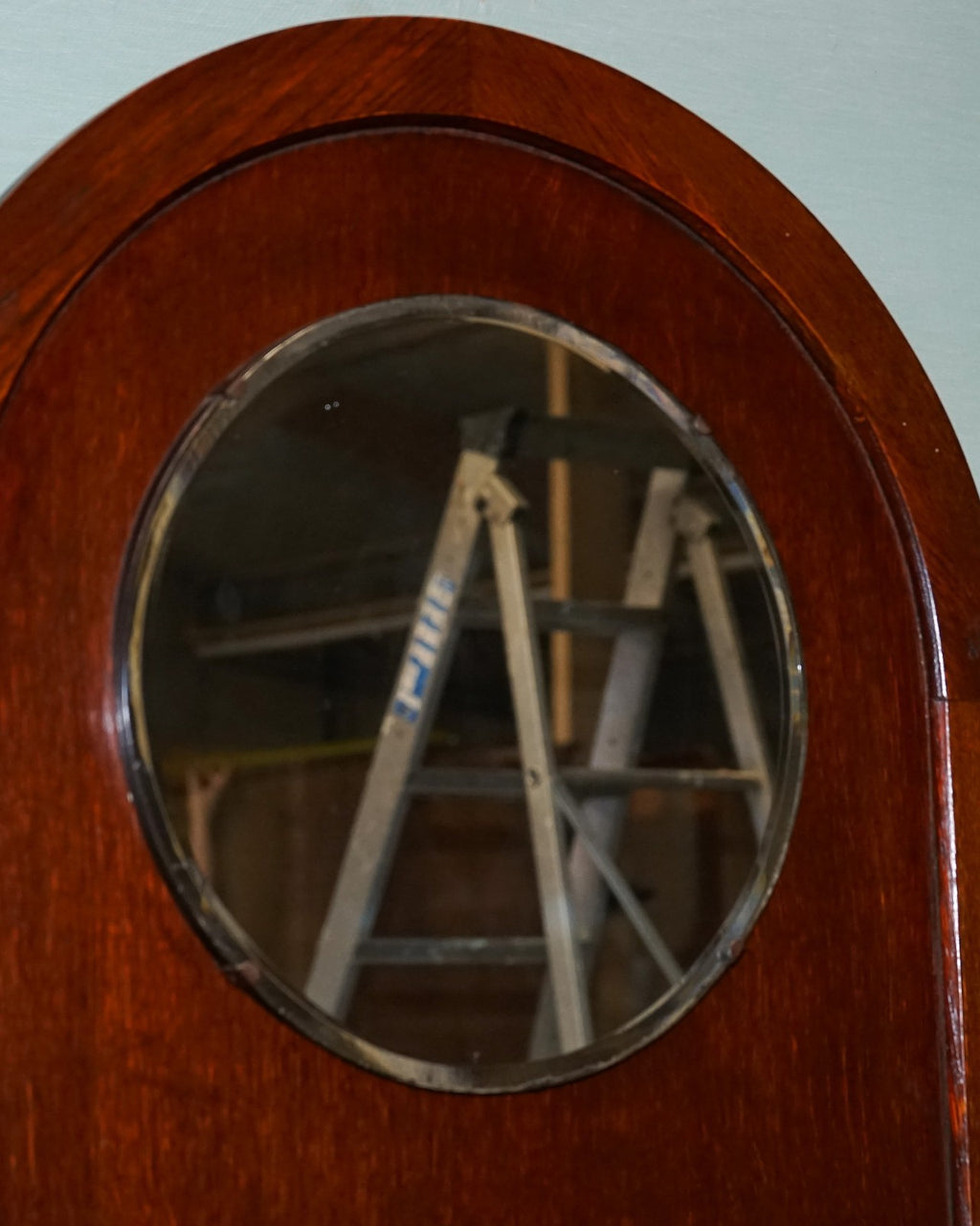 ANTIQUE ATCRAFT OAK HAT AND UMBRELLA HALLWAY STAND WITH A MIRROR