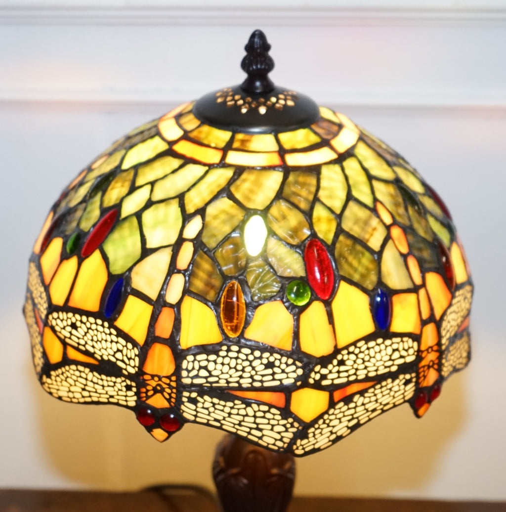 VINTAGE TIFFANY STYLE STAINED COLOURFUL GLASS WITH DRAGONFLY TABLE LAMP
