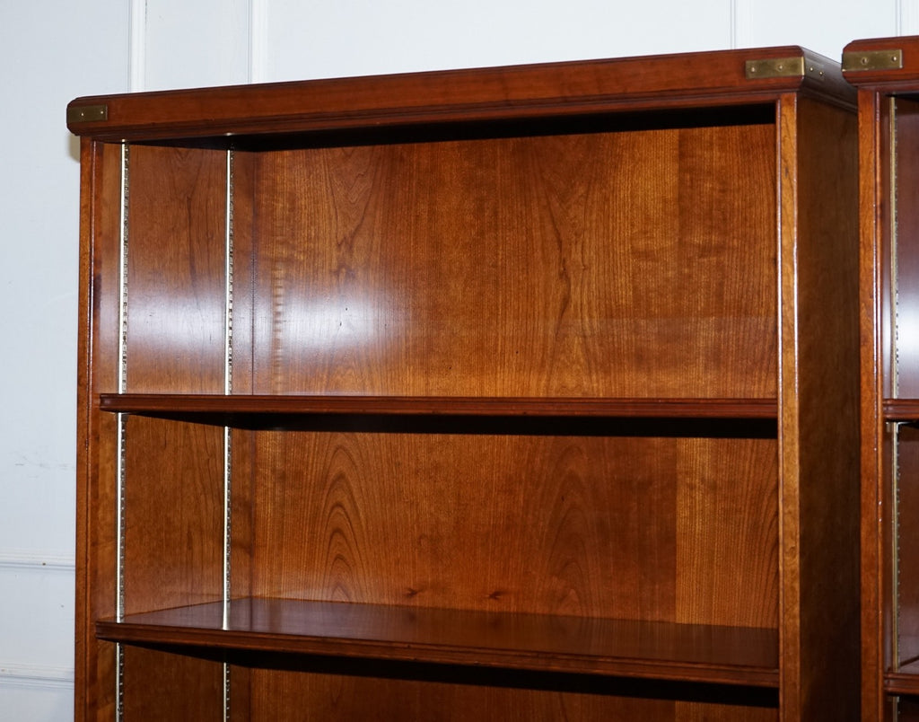 STUNNING PAIR OF KENNEDY HARRODS LONDON MILITARY CAMPAIGN OPEN BOOKCASES