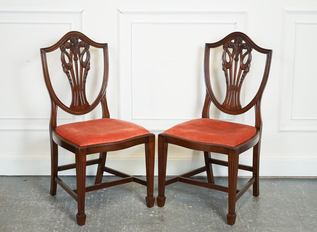 LOVELY PAiR OF VICTORIAN HEPPLEWHITE CARVER HALLWAY SIDE CHAIRS FEATHER FILLED