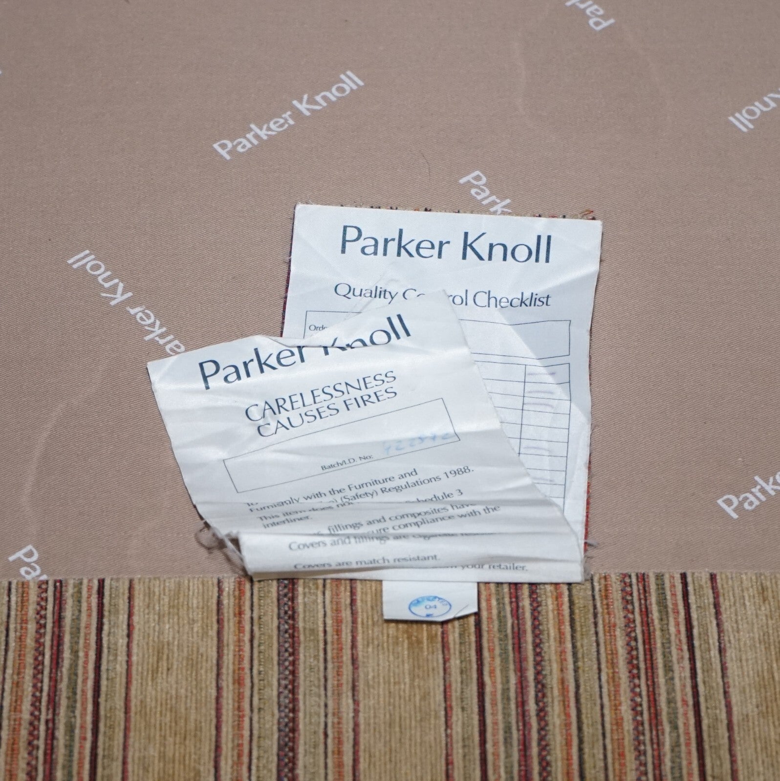 VINTAGE PARKER KNOLL WESTBURY 2 SEATER FABRIC SOFA WITH CASTOR FEET